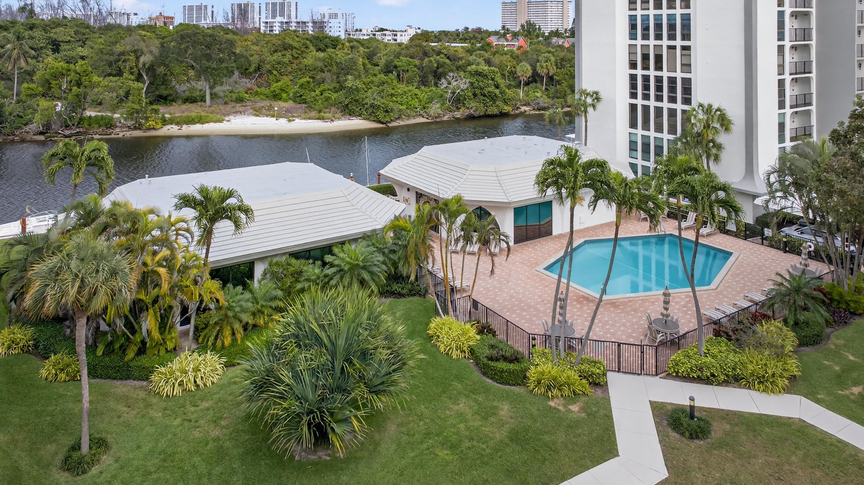 1631 Riverview Road, Unit 504 Deerfield Beach, FL 33441 - Photo 37 of 49 COMMUNITY