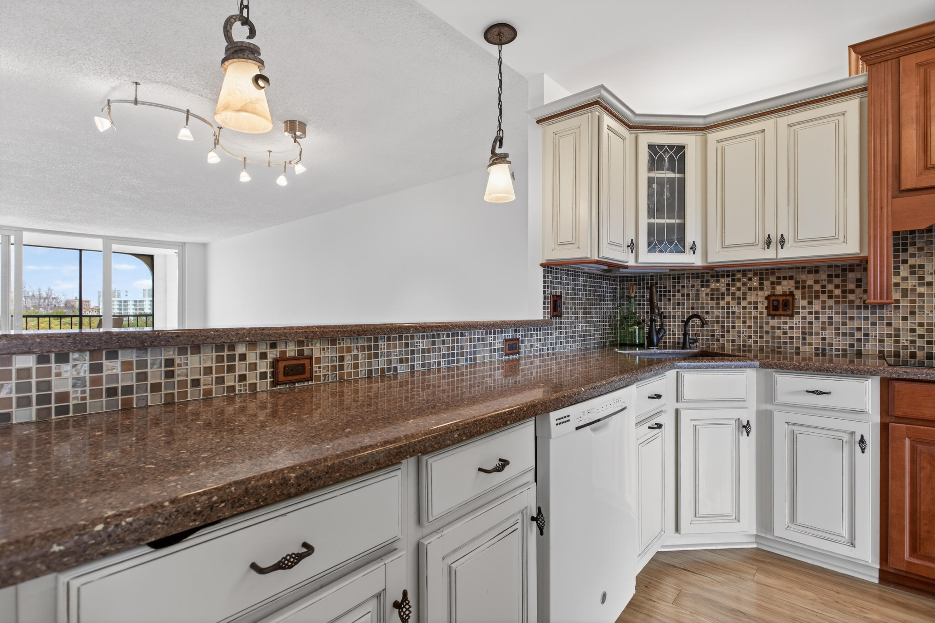 1631 Riverview Road, Unit 504 Deerfield Beach, FL 33441 - Photo 5 of 49 OPEN KITCHEN