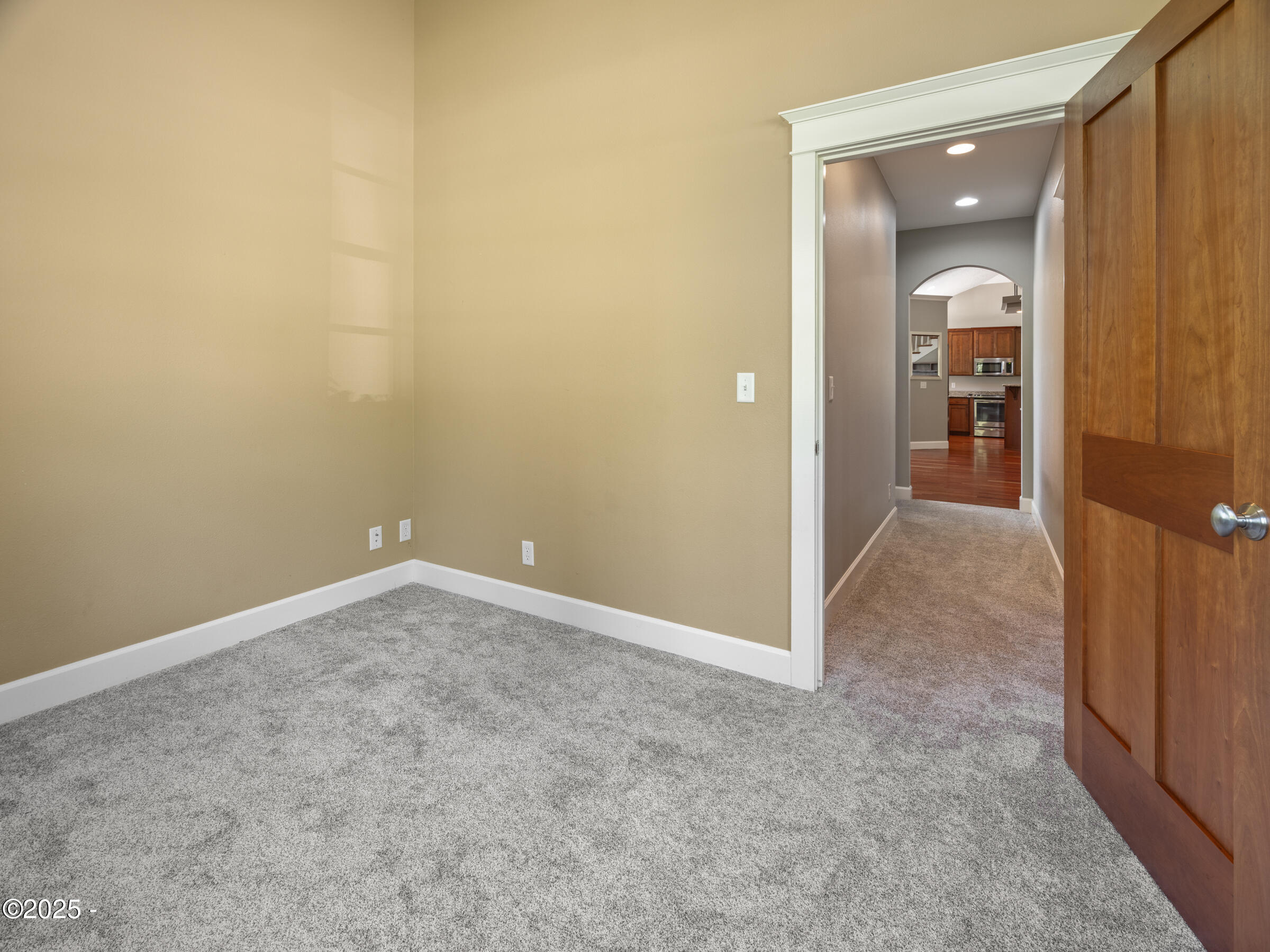 245 Olalla Road Toledo, OR 97391 - Photo 20 of 47 Office