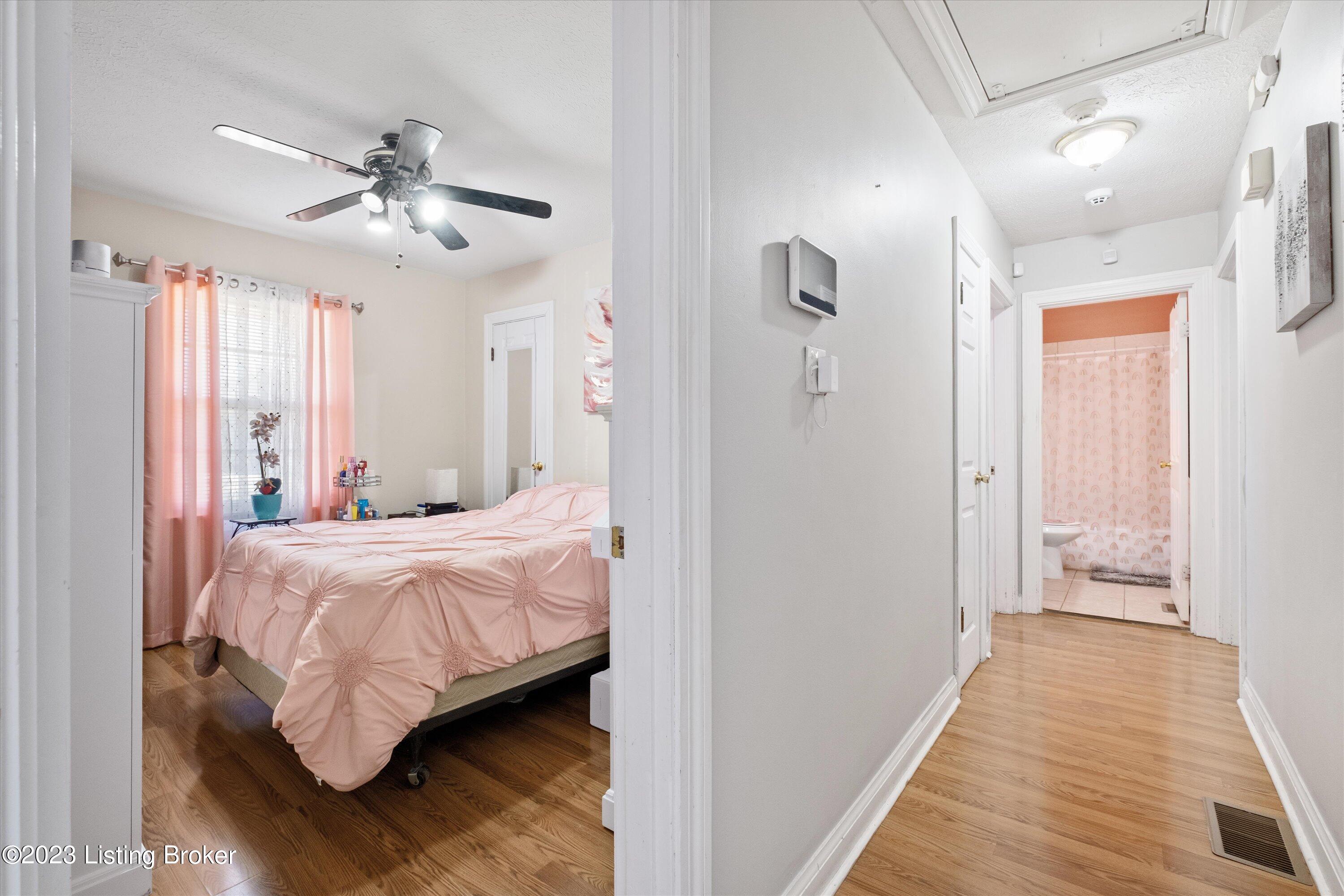 5073 Poplar Level Road Louisville, KY 40219 - Photo 10 of 24 10-5073PoplarLevel029