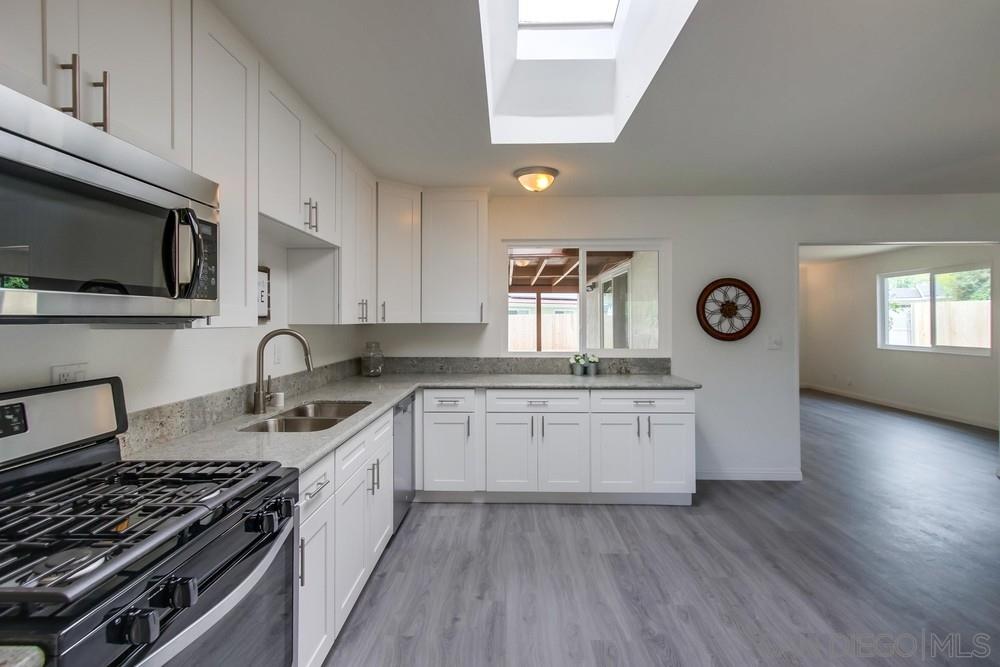 13728 Somerset Road Poway, CA 92064 - Photo 14 of 25 Gallery Image 14