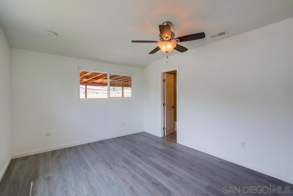13728 Somerset Road Poway, CA 92064 - Photo 17 of 25 Gallery Image 17