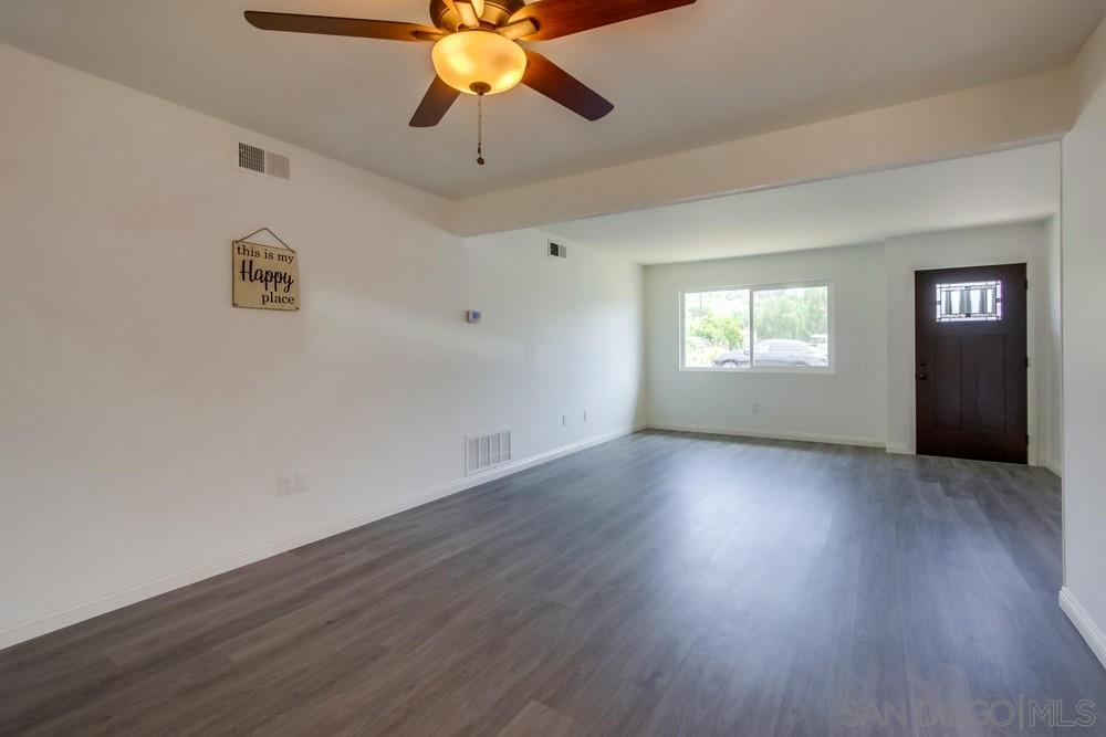 13728 Somerset Road Poway, CA 92064 - Photo 7 of 25 Gallery Image 7
