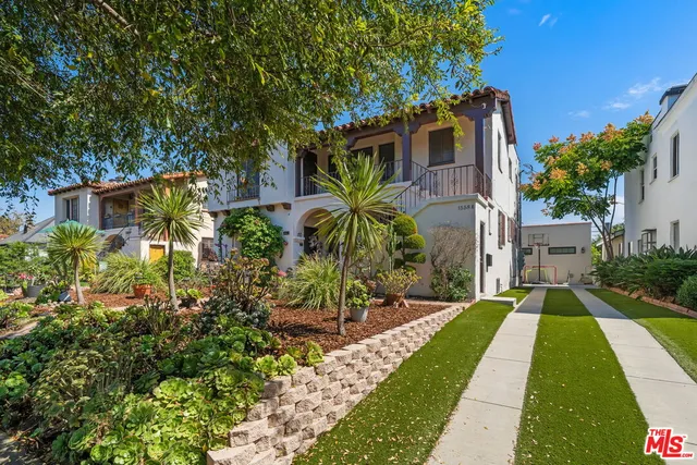 $1,995,000 | 1556 South Ogden Drive, Los Angeles, CA 90019