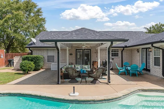 $439,000 | 107 Dogwood Place, Van, TX 75790