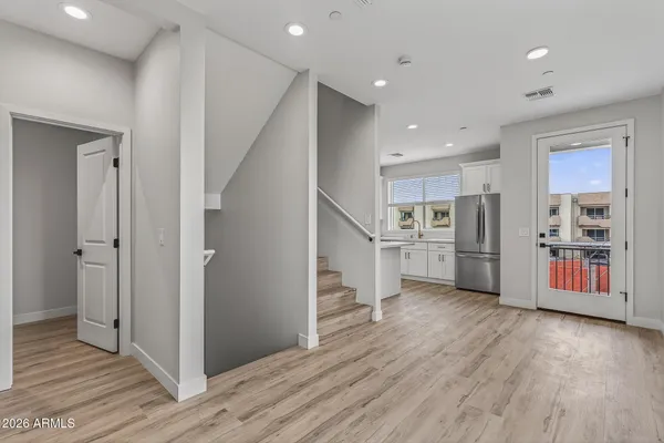 $759,999 | 2601 East Clarendon Avenue, Unit 1, Phoenix, AZ 85016