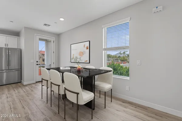 $759,999 | 2601 East Clarendon Avenue, Unit 1, Phoenix, AZ 85016