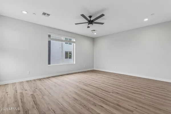 $759,999 | 2601 East Clarendon Avenue, Unit 1, Phoenix, AZ 85016