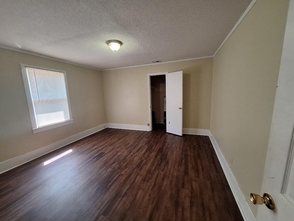 2519 Jamestown Road Bishopville, SC 29010 - Photo 23 of 36