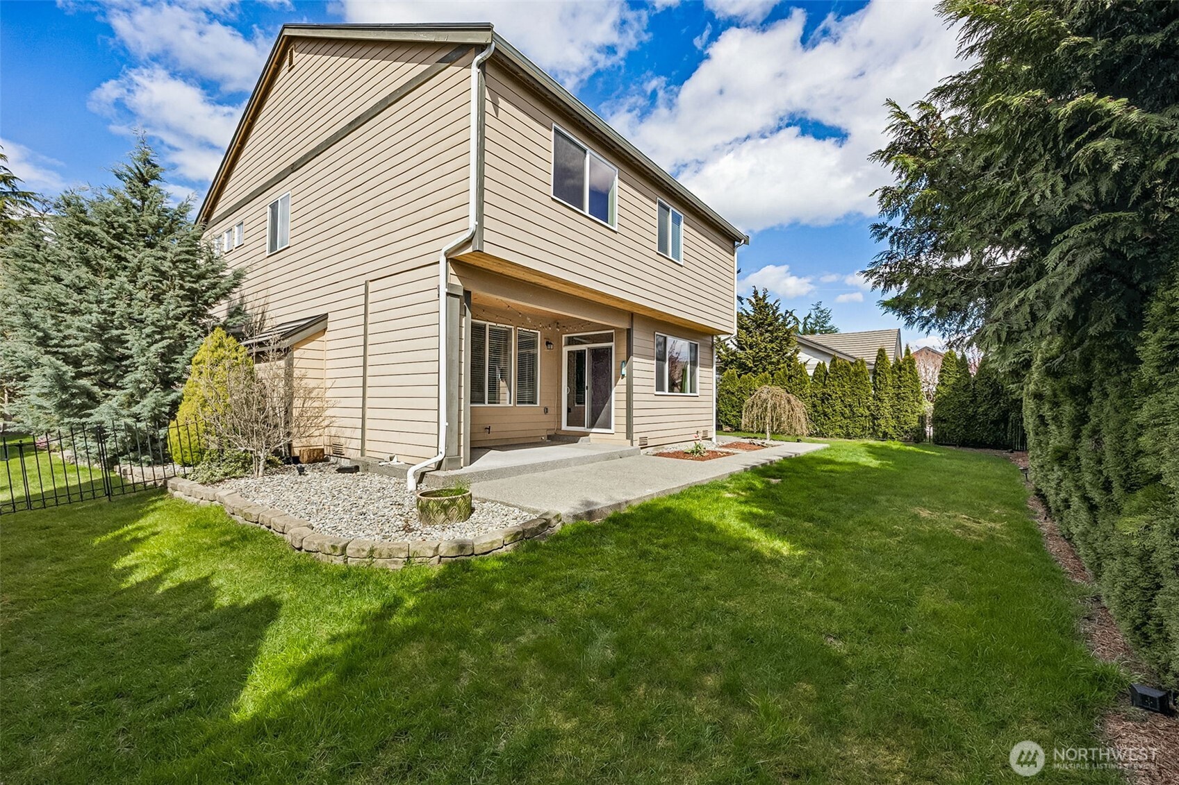 4703 Prestwick Lane Southeast Lacey, WA 98513 - Photo 34 of 40 a front view of a house with a yard