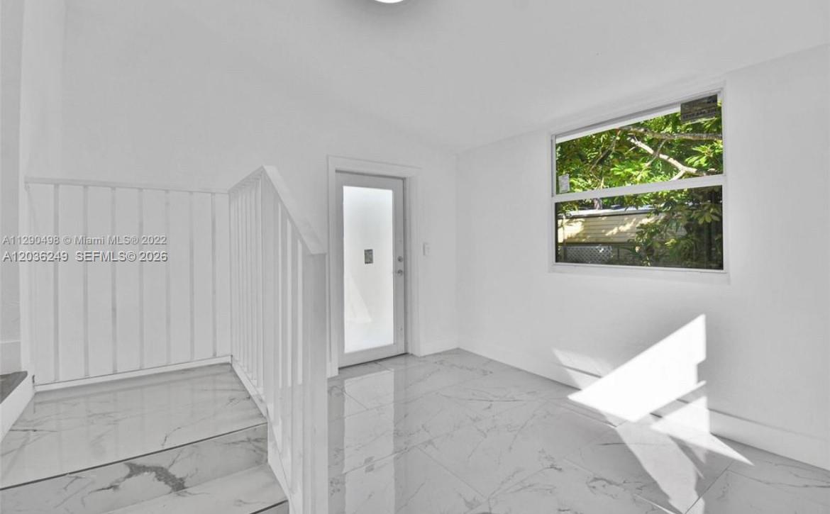 6391 Southwest 39th Street Miami, FL 33155 - Photo 12 of 12