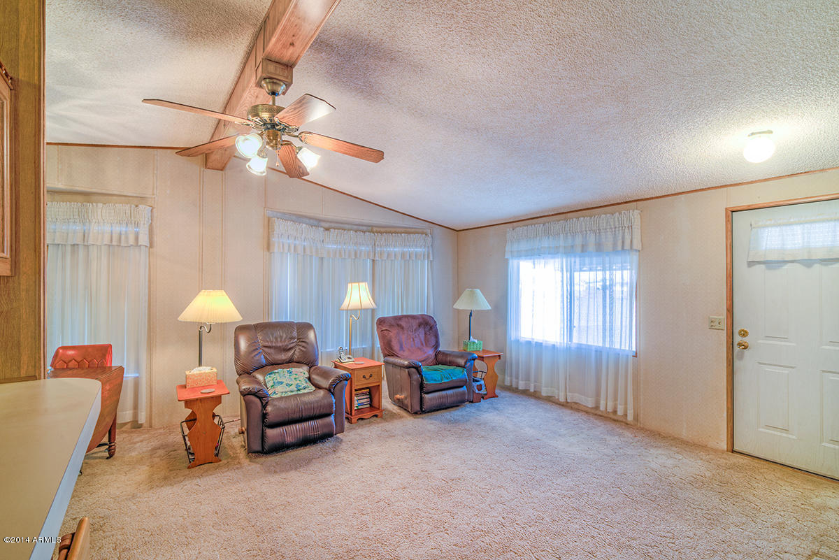 2793 South Winchester Road Apache Junction, AZ 85119 - Photo 6 of 25 GREATROOM