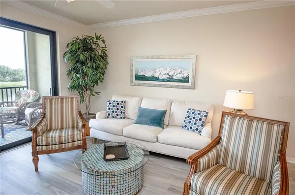 $265,000 | 7005 River Hammock Drive, Unit 204, Bradenton, FL 34212