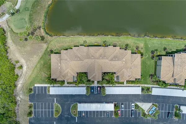 $265,000 | 7005 River Hammock Drive, Unit 204, Bradenton, FL 34212