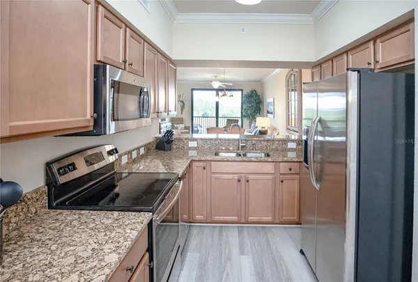 $265,000 | 7005 River Hammock Drive, Unit 204, Bradenton, FL 34212