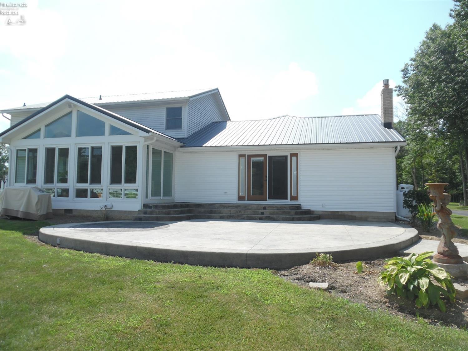 2948 Liberty Road Willard, OH 44890 - Photo 2 of 25 Gallery Image 2
