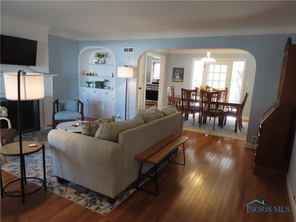 211 West Maple Street Bryan, OH 43506 - Photo 9 of 38 Gallery Image 9