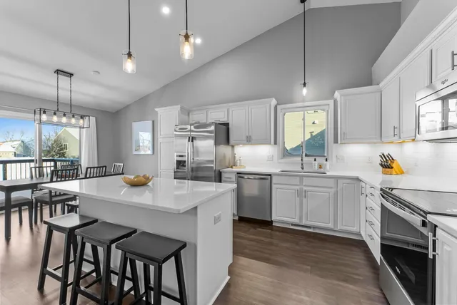 $465,000 | 1230 12th Street Southeast, Owatonna, MN 55060