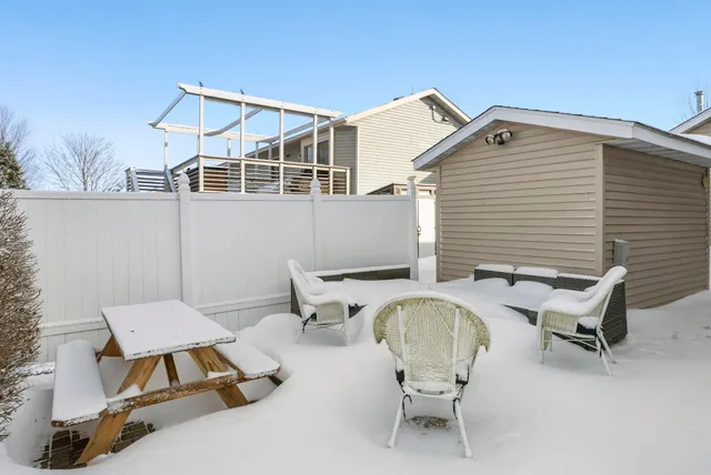 $465,000 | 1230 12th Street Southeast, Owatonna, MN 55060