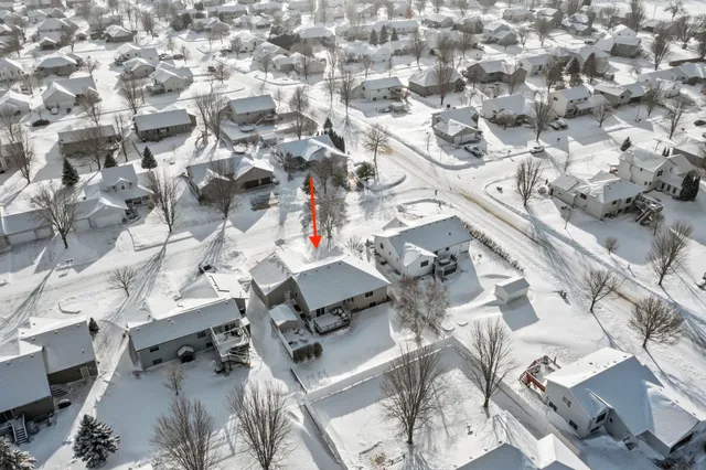 $465,000 | 1230 12th Street Southeast, Owatonna, MN 55060