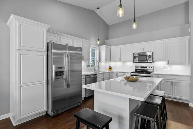 $465,000 | 1230 12th Street Southeast, Owatonna, MN 55060