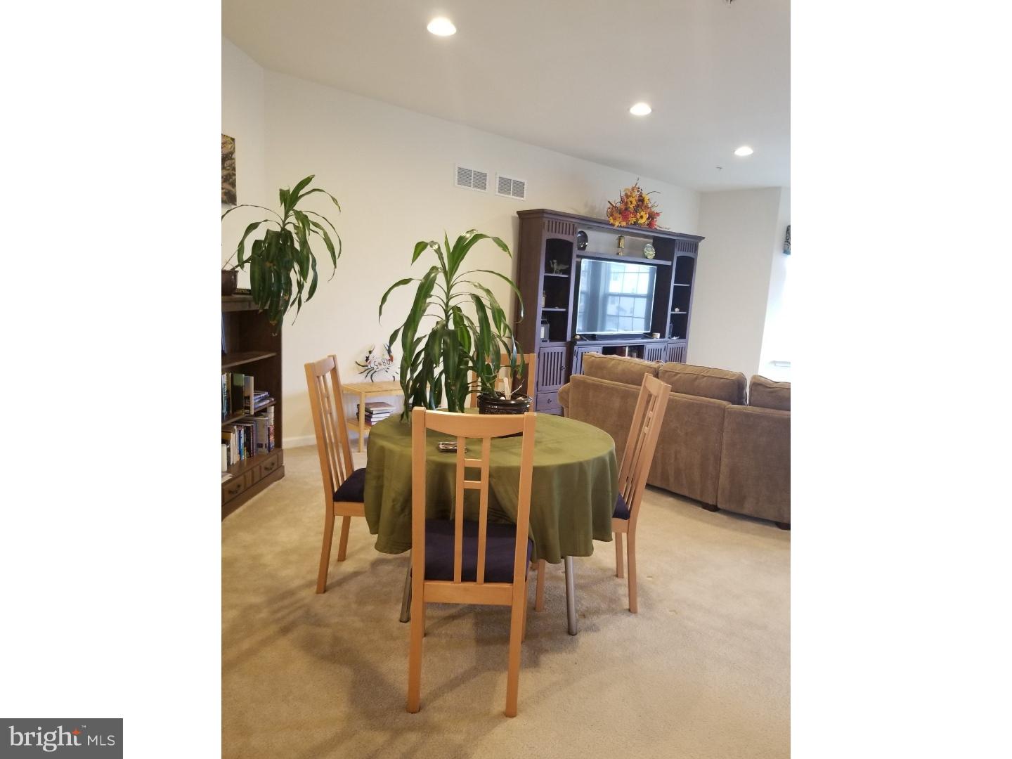 48 Munro Road Newark, DE 19711 - Photo 12 of 25 Dining Room
