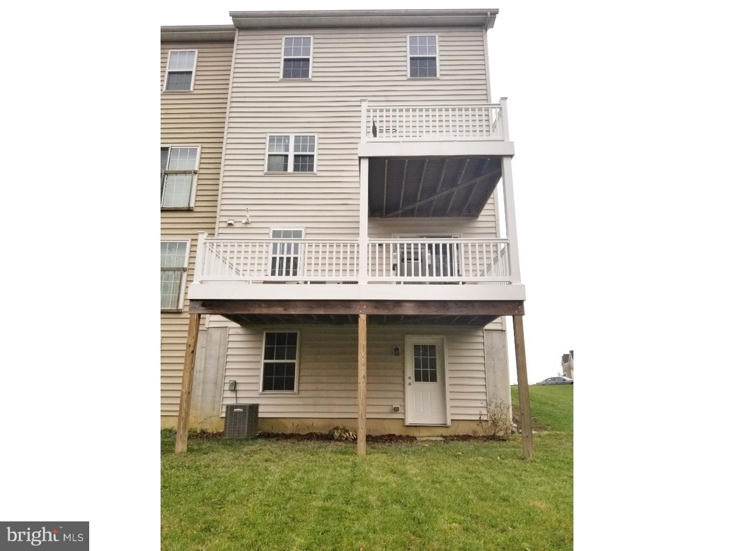 48 Munro Road Newark, DE 19711 - Photo 23 of 25 Exterior Back