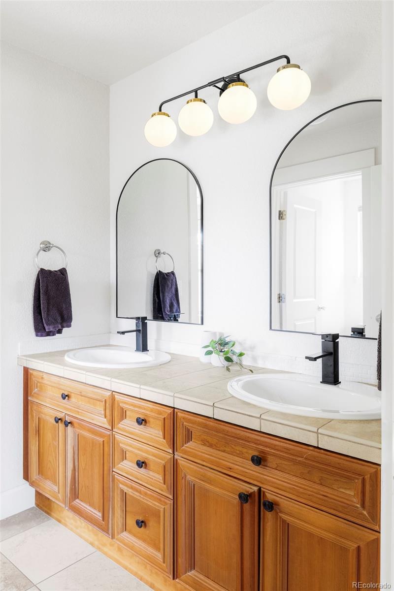 24980 East Roxbury Place Aurora, CO 80016 - Photo 30 of 41