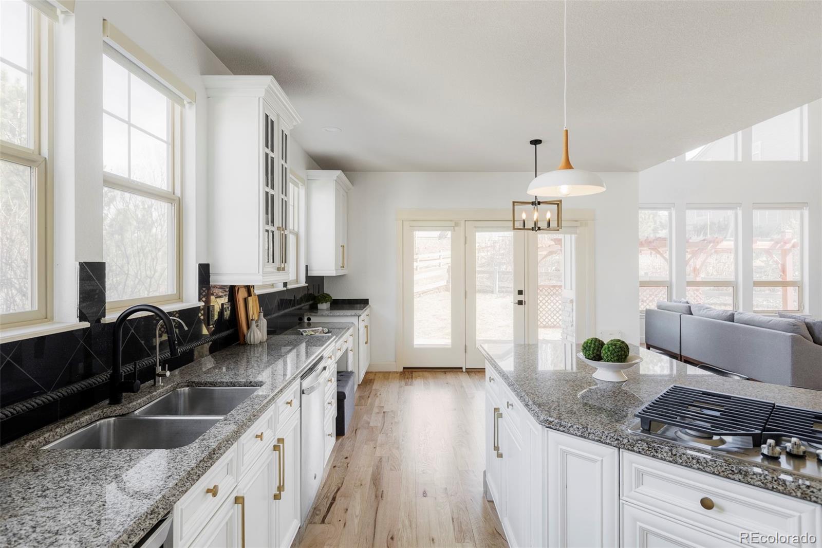 24980 East Roxbury Place Aurora, CO 80016 - Photo 10 of 41