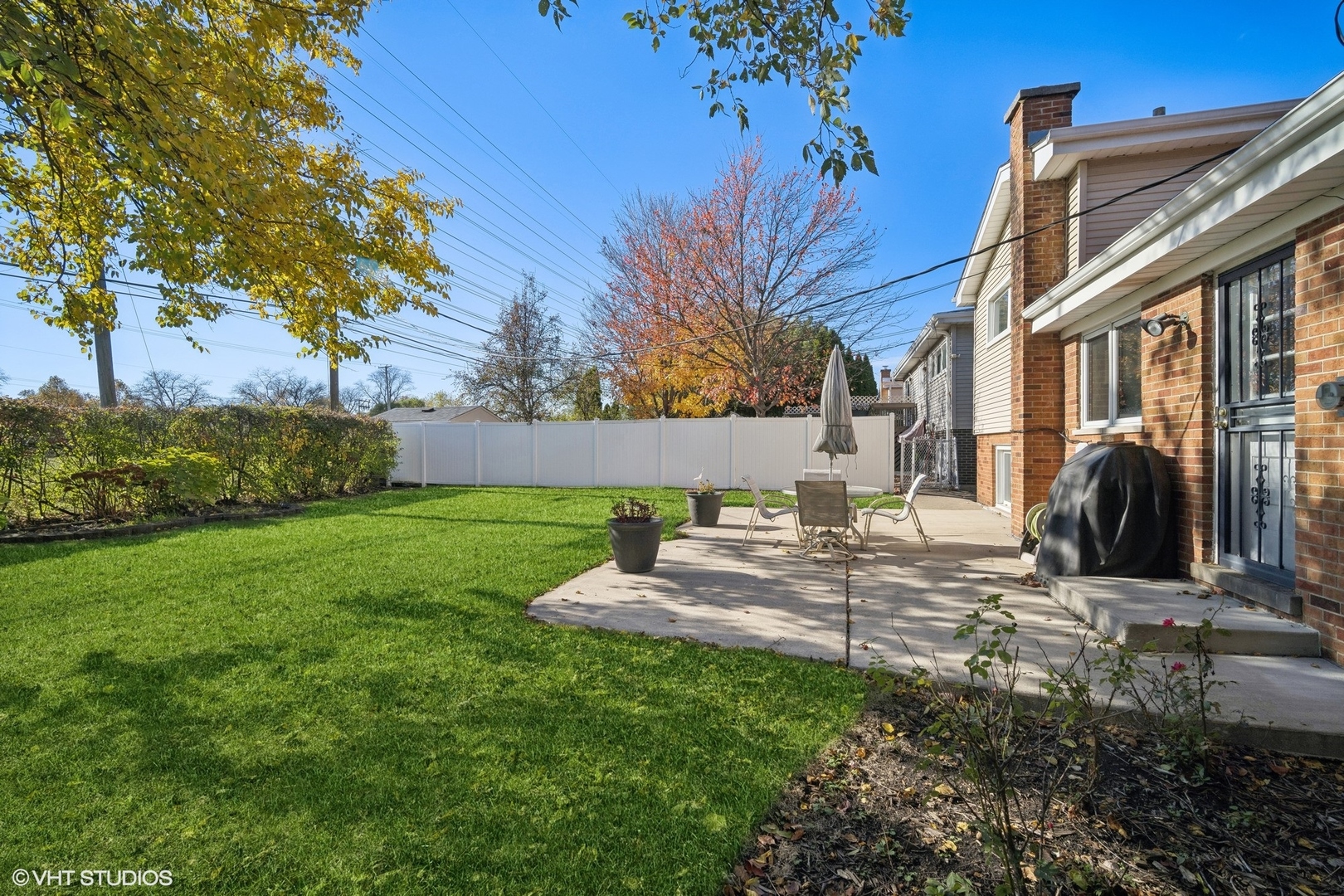 7933 Beckwith Road Morton Grove, IL 60053 - Photo 26 of 32 a view of a house with a yard