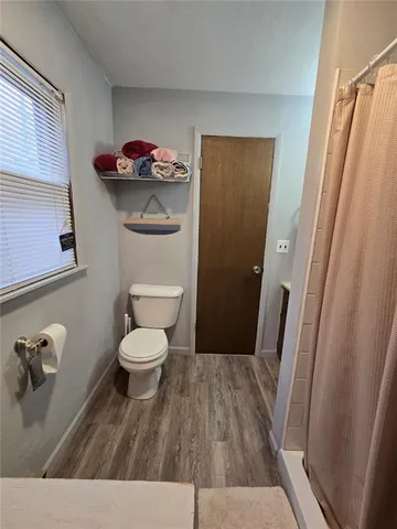 $270,000 | 33272 Swim Beach Road, Stover, MO 65078