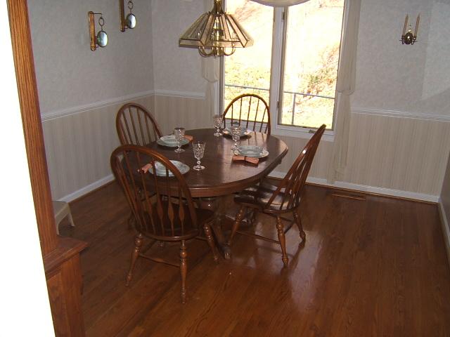3060 Timberview Road Roanoke, VA 24019 - Photo 16 of 40 Dining Room2