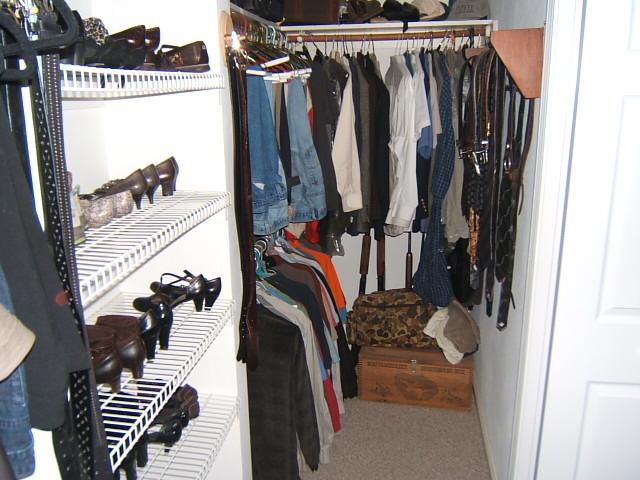 3060 Timberview Road Roanoke, VA 24019 - Photo 19 of 40 Master Walk-in Closet
