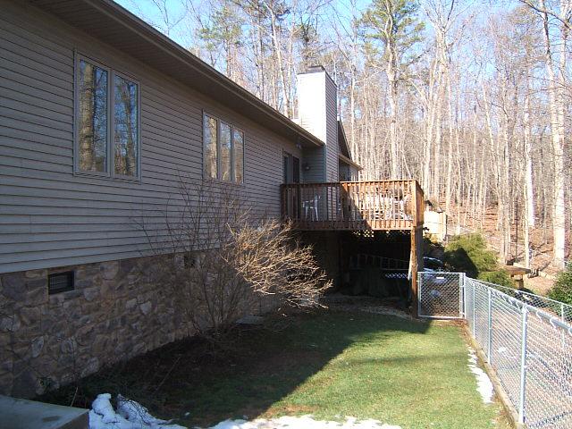 3060 Timberview Road Roanoke, VA 24019 - Photo 39 of 40 Back of Home