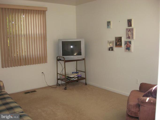 4020 Rouen Road Randallstown, MD 21133 - Photo 9 of 12 Bedroom #3