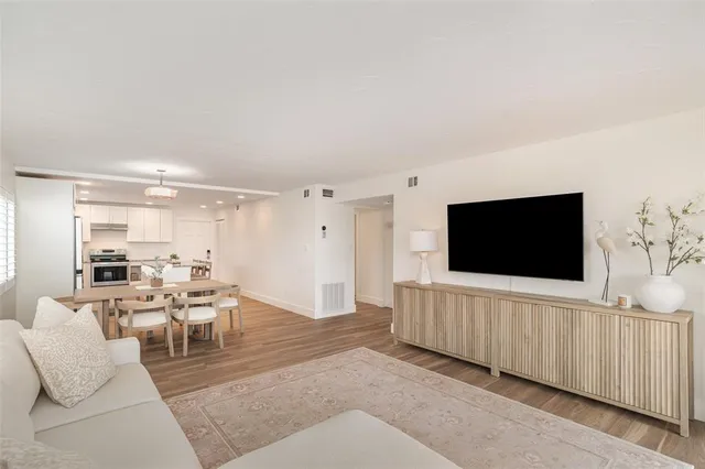 $675,000 | 6200 Flotilla Drive, Unit 311, Holmes Beach, FL 34217