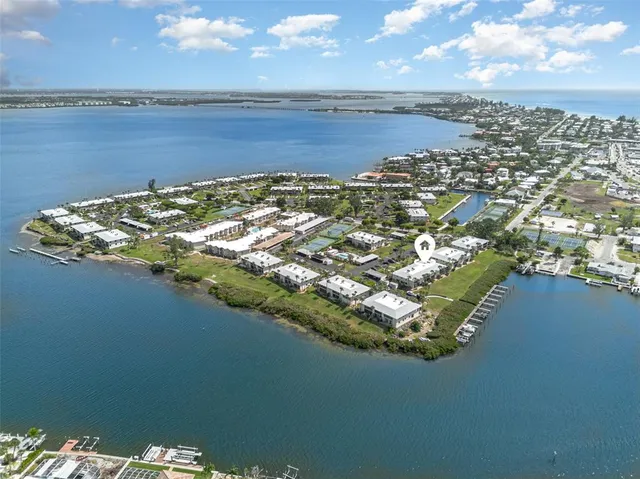 $675,000 | 6200 Flotilla Drive, Unit 311, Holmes Beach, FL 34217