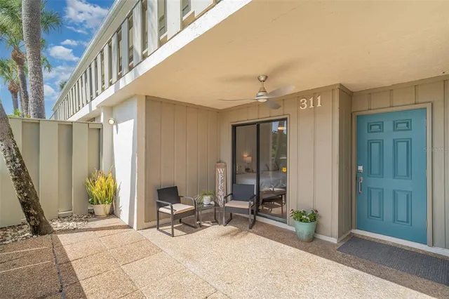 $675,000 | 6200 Flotilla Drive, Unit 311, Holmes Beach, FL 34217