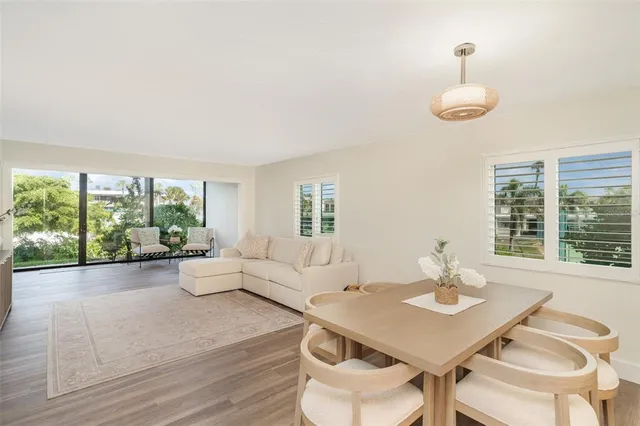 $675,000 | 6200 Flotilla Drive, Unit 311, Holmes Beach, FL 34217