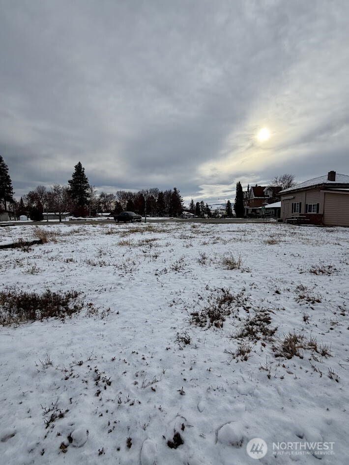 119 West Locust Street Waterville, WA 98858 - Photo 4 of 5