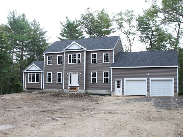 66 Ashtead Road Bridgewater, MA 02324 - Photo 2 of 15 Gallery Image 2