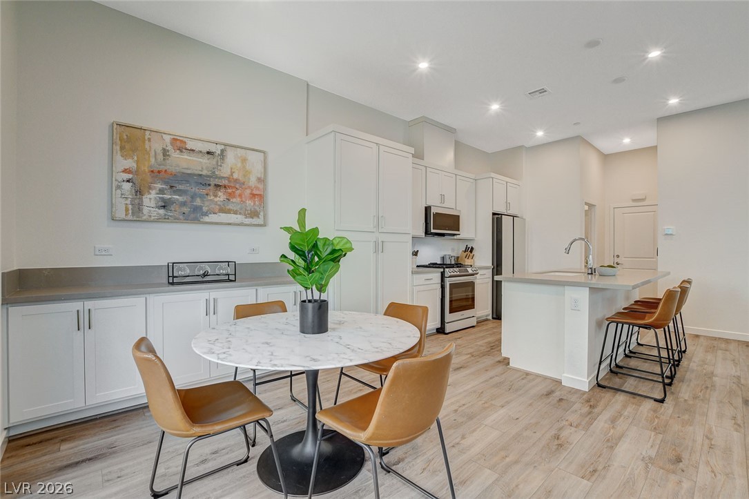 3354 Via Strada Street Henderson, NV 89044 - Photo 10 of 52