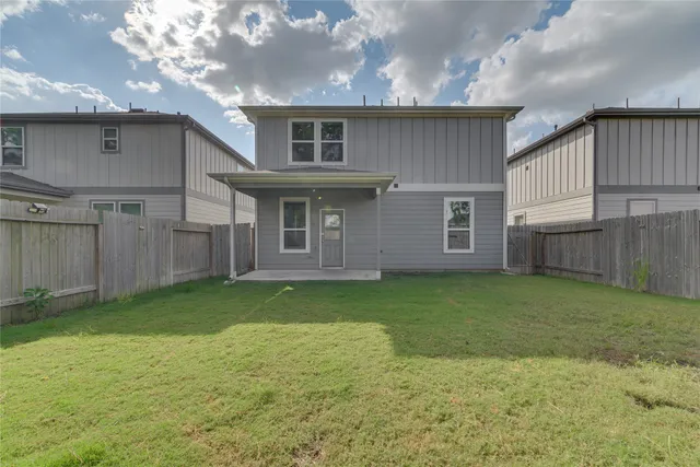 $2,250 | 19214 Tannach Drive, Tomball, TX 77375