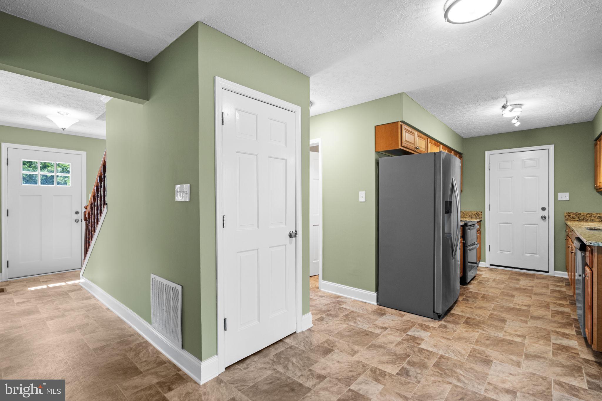 459 Burch Lane Boyce, VA 22620 - Photo 13 of 56 Kitchen with pantry