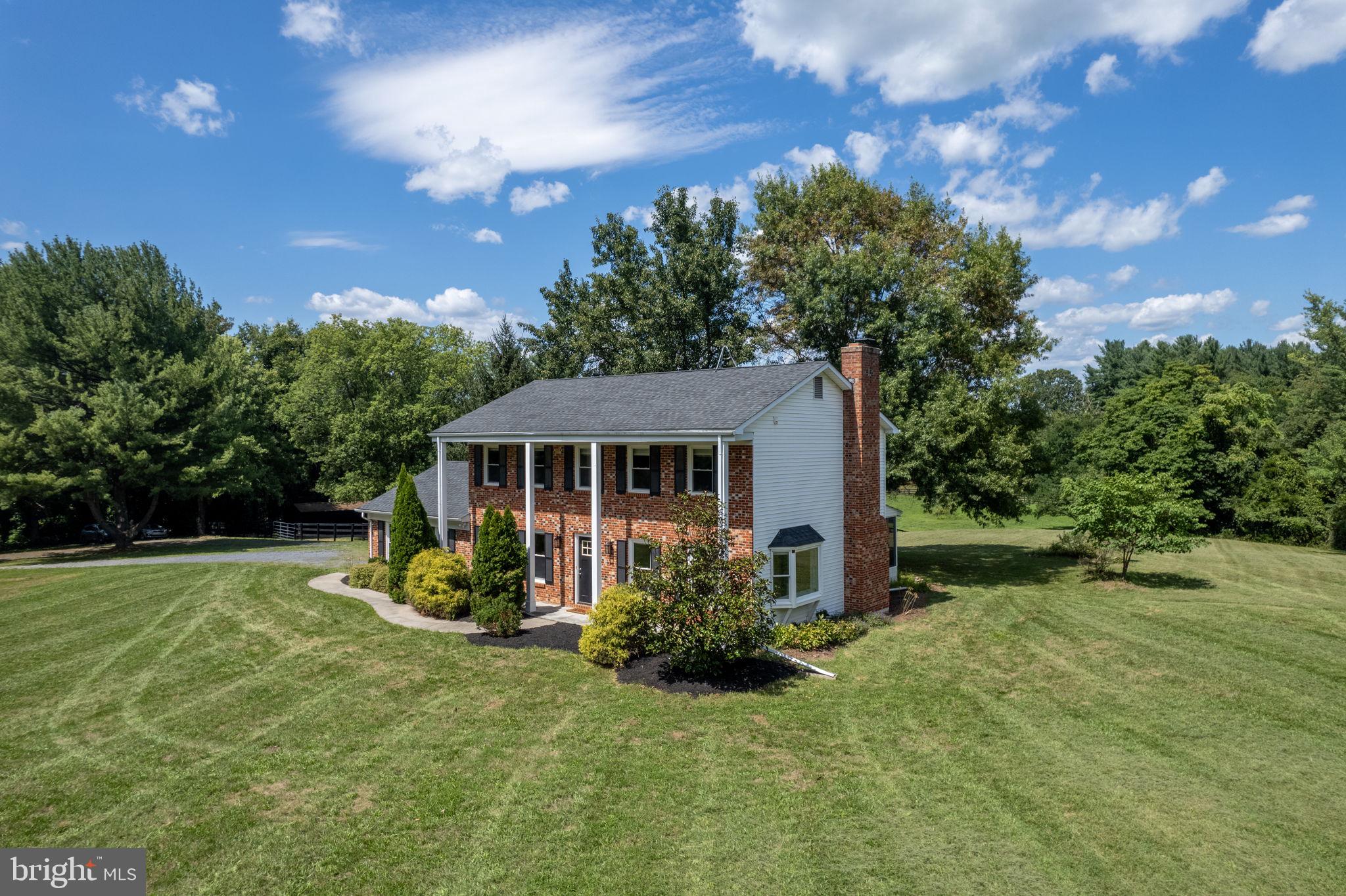 459 Burch Lane Boyce, VA 22620 - Photo 3 of 56