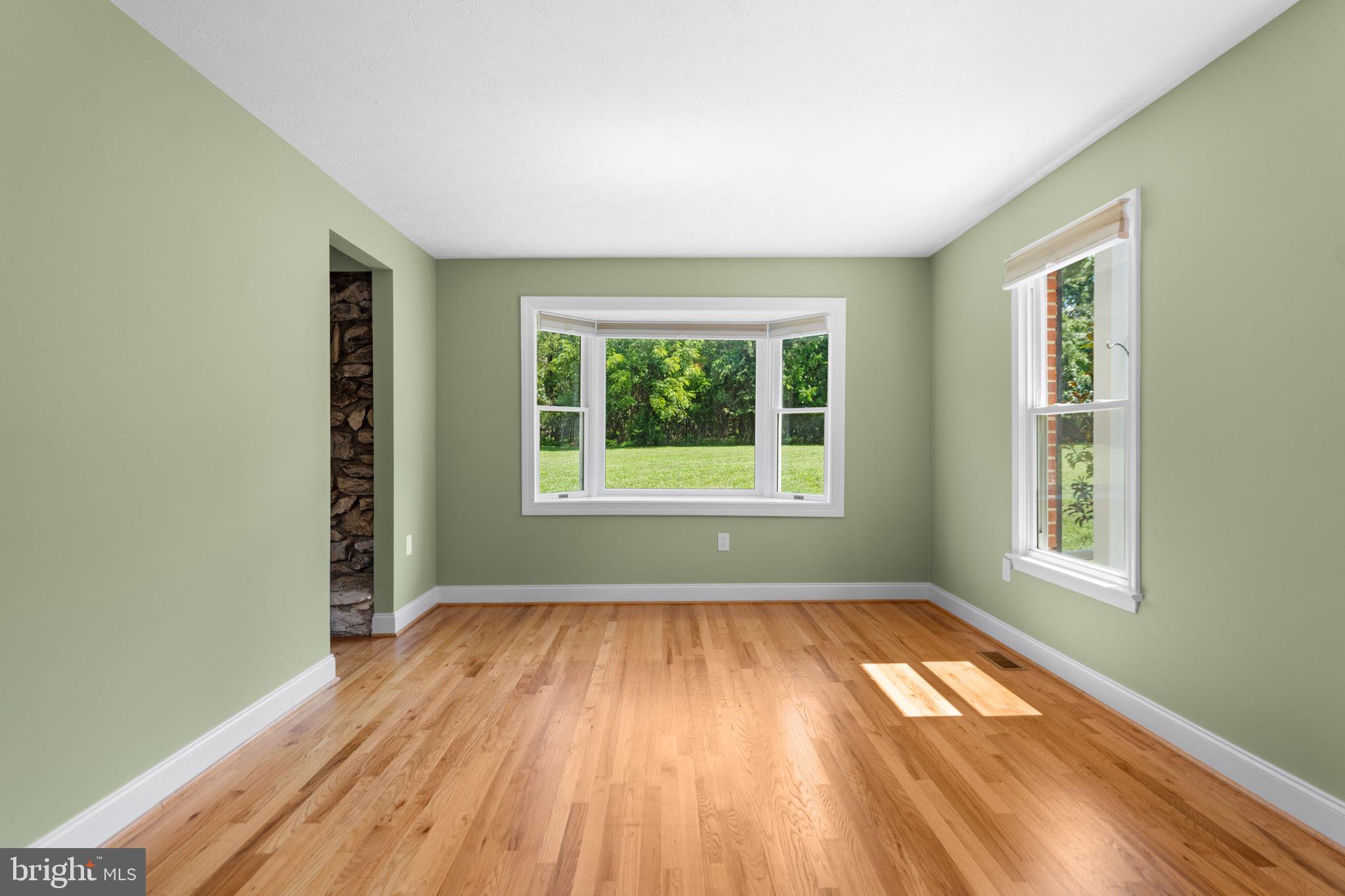 459 Burch Lane Boyce, VA 22620 - Photo 10 of 56 Living Room