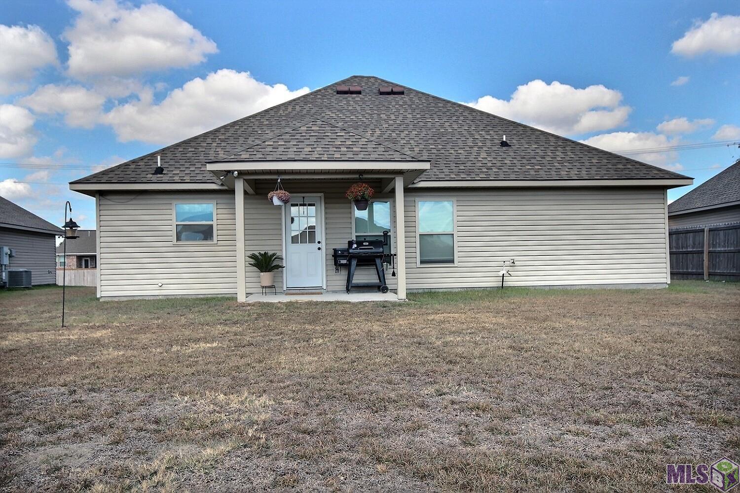 12232 Buddy Ellis Road Denham Springs, LA 70726 - Photo 21 of 27 Gallery Image 21