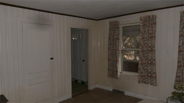 19 South Valley Road Pelham, MA 01002 - Photo 11 of 26