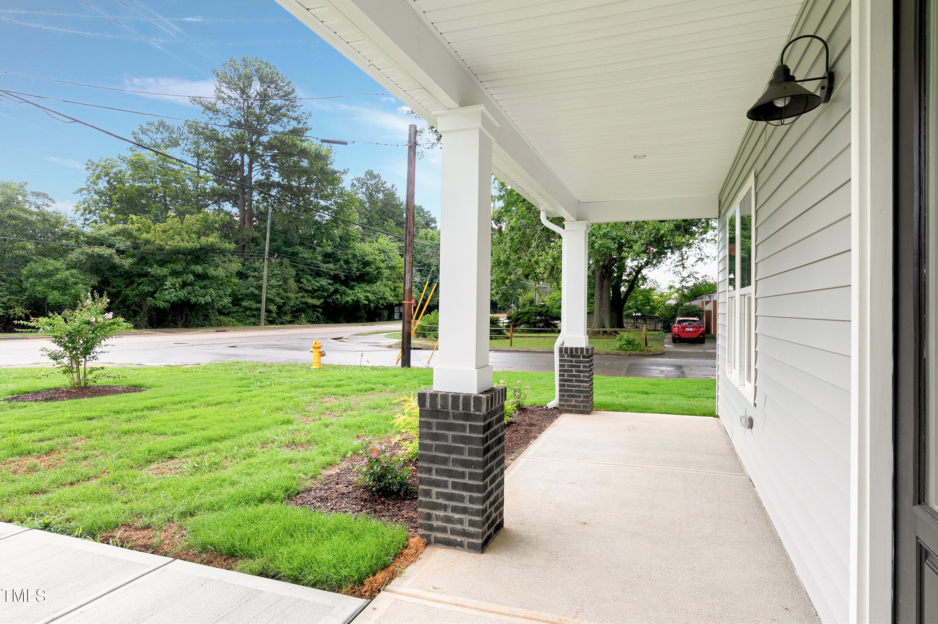 3014 Garner Road Raleigh, NC 27610 - Photo 3 of 39 259A8087_8_9-3000
