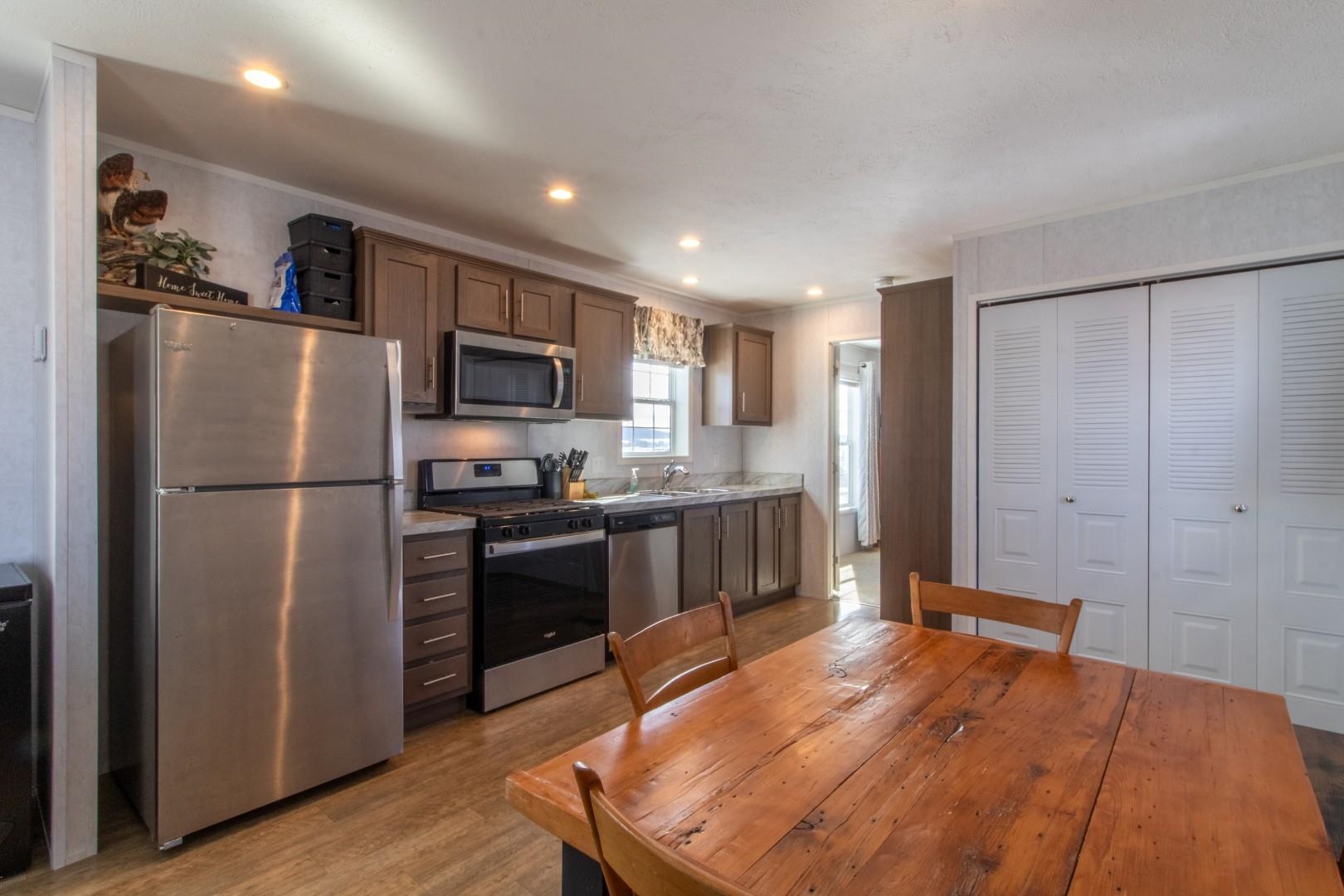 1501 Searles Road Newport Town, VT 05857 - Photo 4 of 28